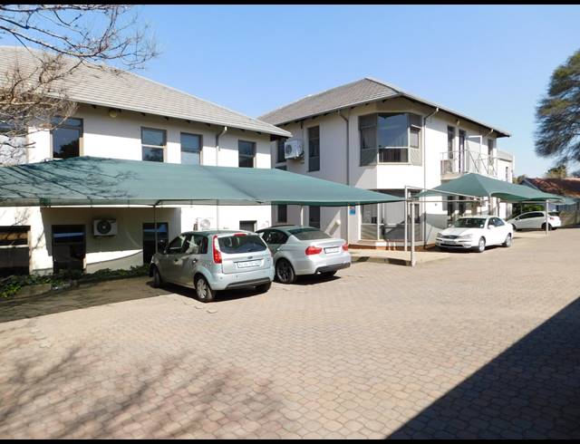 159M² OFFICE FOR SALE IN RANDBURG CENTRAL
